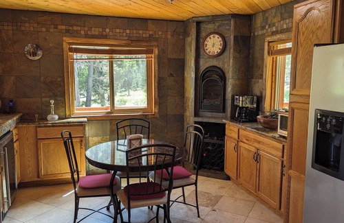 Mount Charleston Cabina | Luxury Cabin on Mount Charleston