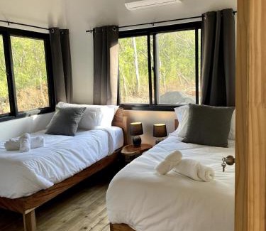 Las Escobas del Venado Casa | Luxury Cabin Playa Venao - Hidden Getaway
