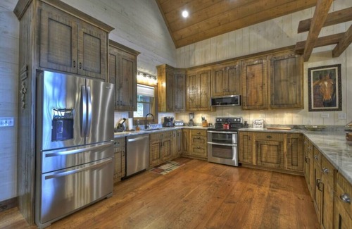 Ridgeline Vistas Cabina | Jupiter On The Mtn | Stunning Mtn Views | Hot Tub
