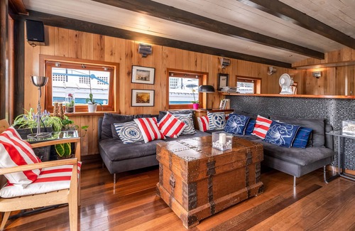 Canary Wharf Alquiler De Eote | Luxury Canary Wharf House Boat Room 2