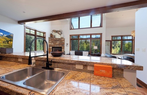 Purgatory Casa | Luxury Cascade Village Townhome/Amazing Views/2 mi to Purg