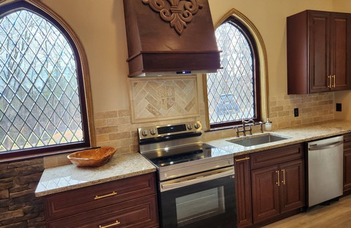 Adairsville Otro | Luxury Castle at Kingston