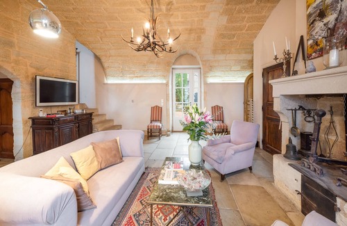 Saint-Siffret Otro | Luxury Castle in the GARD between Avignon and Uzès.
