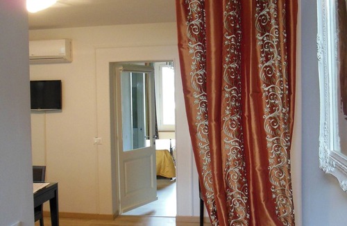 Santissima Annunziata Apartamento | Apartamento central de lujo. Terraza con vistas a toda Florencia. Levantar. Wi-Fi gratis. C.A.