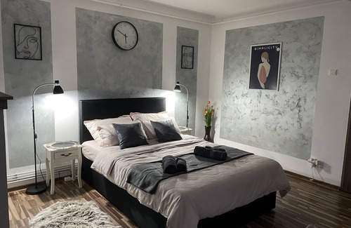 Hunedoara Apartamento | Luxury Central Studio/Hunedoara/romania
