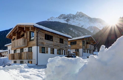 Pettneu am Arlberg Chalet De Esquí | Chalet de lujo cerca de Sankt Anton am Arlberg