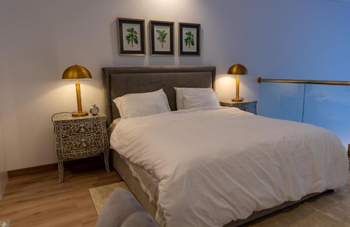 Diplomatic Area Apartamento | Luxury Chalet at Pearl Doha for FIFA WORLD CUP22