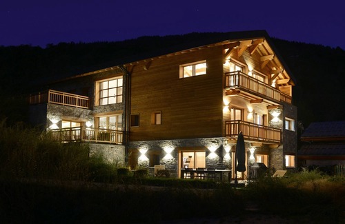 Seez Chalet De Esquí | luxury chalet at the foot of the ski resorts