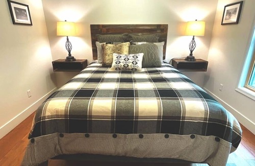 Black Hawk Chalet De Esquí | Luxury Chalet Close to skiing with NEW hot tub!