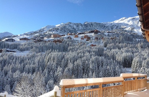 Les Allues Chalet De Esquí | En el corazón de los 3 Valles Chalé lujoso al pie de las pistas