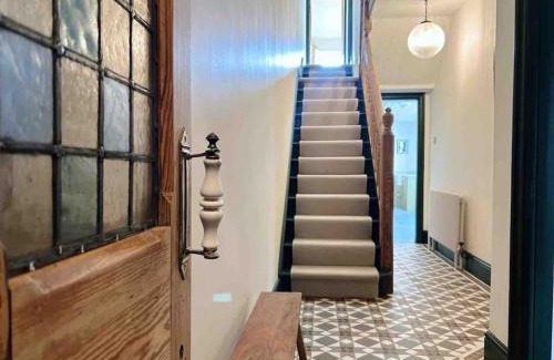 Chester Casa | Luxury City Centre Townhouse - Sleeps 6