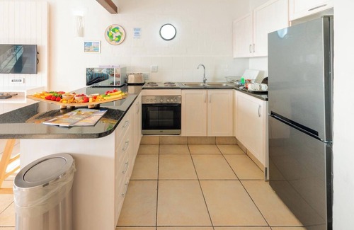 Mykonos Apartamento | Luxury Coastal Escape | Sleeps 4 | Balcony | Pool