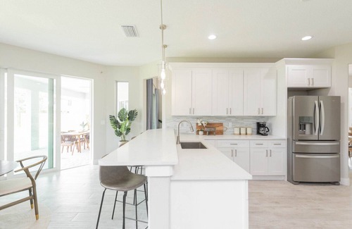 Cape Caneveral Beach Gardens Casa | Luxury Coastal Home - Steps to Beach w/Private Backyard, Hot Tub & Games Room!