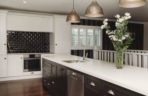 New Plymouth Casa | Luxury Coastal House in New Plymouth