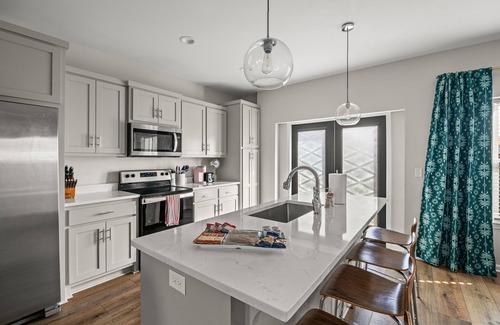 Callaway Casa | Luxury Coastal Inspired 4-Bedroom in Panama City