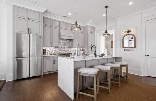 Old Town Casa | Luxury Coastal Retreat | Sleeps 8 | Private Pool | Walk to the Beach!