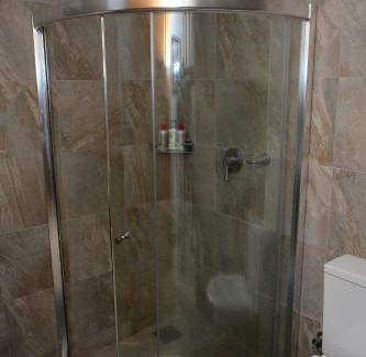 Serrekunda Apartamento | Luxury & Comfort, with Pool and Ocean Views