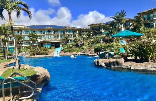 Kapaa Condominio | Kauai's Best Escape @ Waipouli Beach Resort & Spa w / A / C & WiFi & 3-60 "TV’s