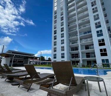 Barrio Santa Lucía Apartamento | Luxury Condo at Viva Jaco Residence