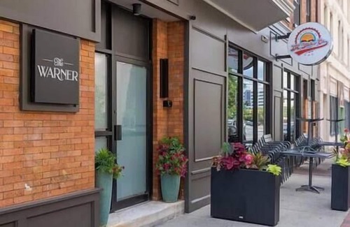 Downtown Wilmington Apartamento | Luxury Condo + Free Garage Parking 402