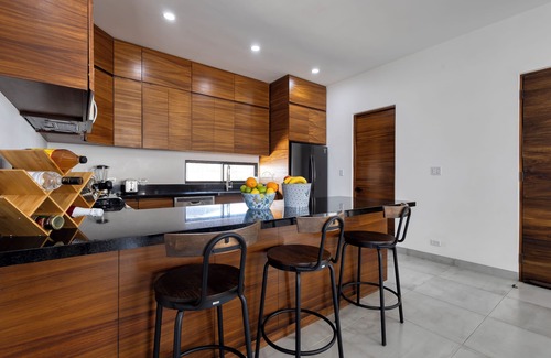 Cerro de los Venados Condominio | Luxury Condo in Vista Del Arco w/ Pool & Jacuzzi