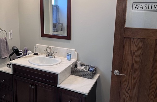 Flat Rock Condominio | Luxury Condo In the heart of Flat Rock