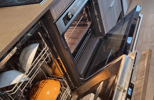 Bayview Village Condominio | Luxury condo, luxury apartment, close to subway in Toronto,