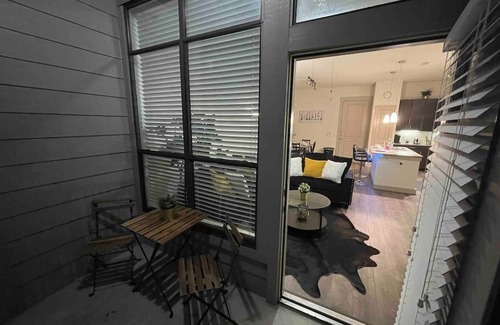 Woodlake - Briar Meadow Condominio | luxury condo near the galleria
