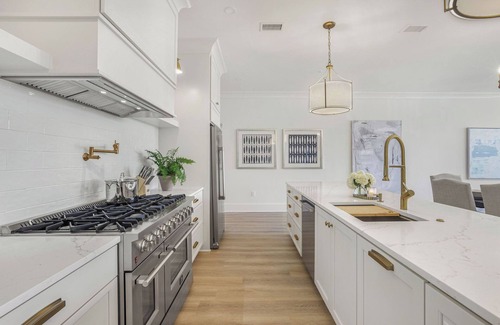Fairhope Condominio | Luxury Condo Overlooking Downtown Fairhope #201