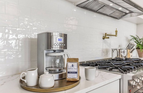 Fairhope Condominio | Luxury Condo Overlooking Downtown Fairhope #201
