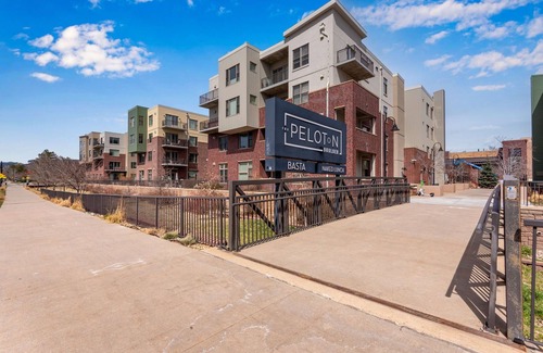 Baseline Sub Condominio | Luxury Condo Rooftop Pool 30-day min