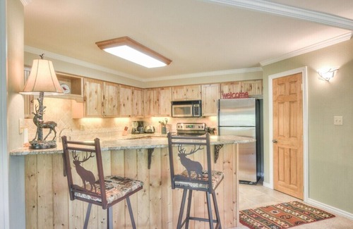 Warrior's Mark Condominio | Luxury Condo steps away from Peak 9 chairlift/Main St. Best Breck has to offer!