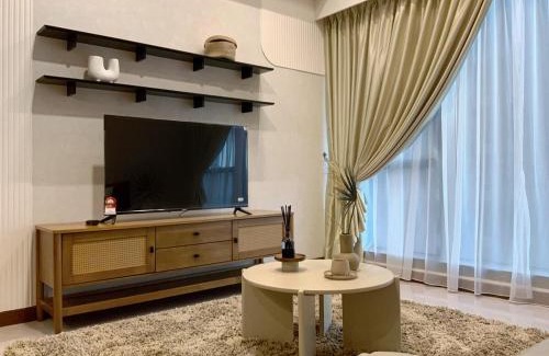 Gua Apartamento | Luxury Condo w electrical piano Next to TRX Mall