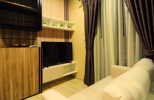 Rama 9 Condominio | condominio de lujo con piscina, a 5 minutos de MRT WiFi gratuito