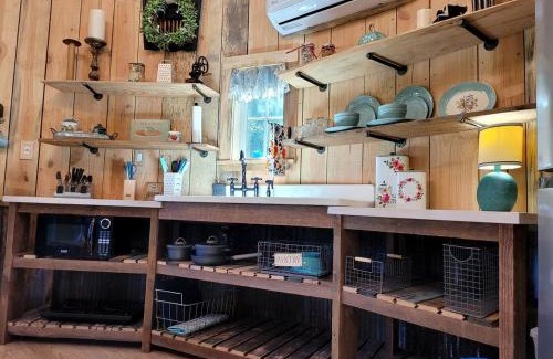 Georgia Coast Casa | Luxury Converted Silo Glamping Site for Romantic Weekends Away in Danville, Georgia