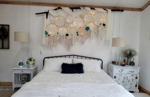 Georgia Coast Casa | Luxury Converted Silo Glamping Site for Romantic Weekends Away in Danville, Georgia