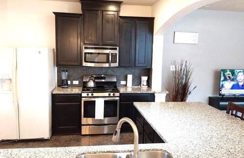 Barker Casa | Luxury corporate Townhome in the acclaimed Copperfield neighborhood in Houston.