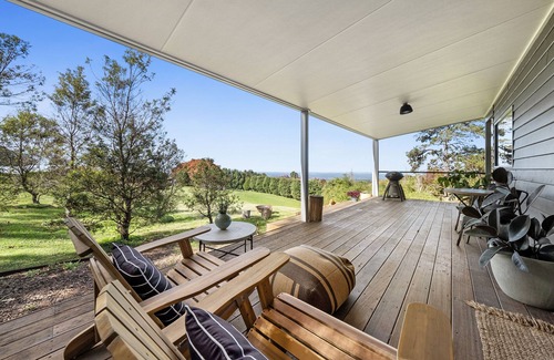 Kurrajong Heights Casa | Luxury cottage with big city views