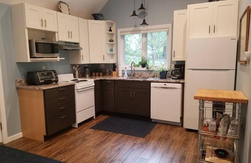 Bellvale Casa | Luxury Cottage at Millpond Falls