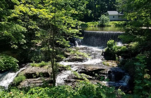 Bellvale Casa | Luxury Cottage at Millpond Falls