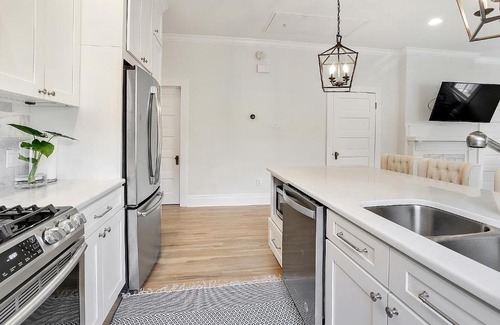 Beauregard Town Historic District Casa | Luxury Cottage in Historic Beauregard Town