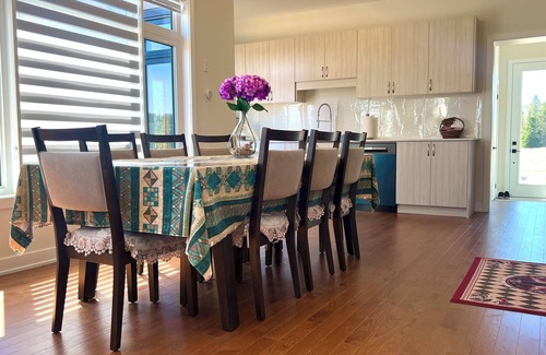 Lake of Bays Casa | Luxury Cottage Muskoka Escape|Dwight Beach|Huntsville|Algonquin|Fire Pit|BBQ|SKI