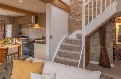 Ilton Cabaña | Luxury country cottage with hot tub, 5 star
