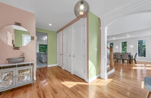 Town of Tuxedo Casa | Luxury Country Home w. Sauna! Next Door to Fair