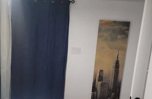 Meadowvale Village Casa | Luxury Cozy Basement Apartment At It Best.