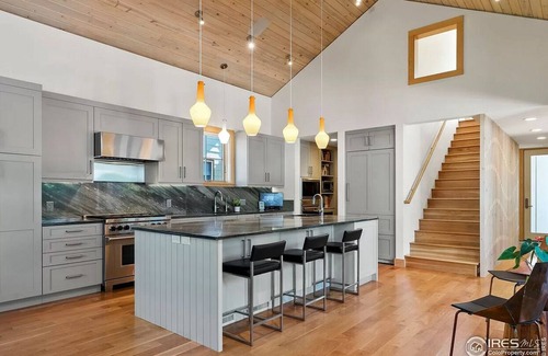 Louisville Casa | Luxury Custom Home near downtown Louisville/Superhost listing