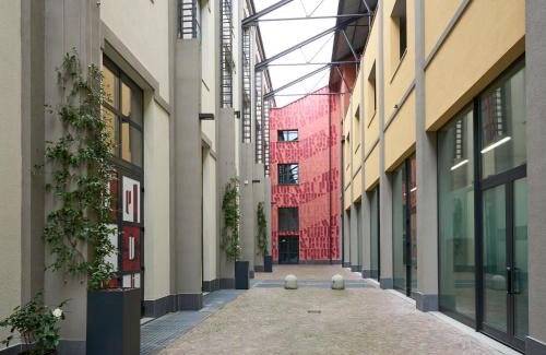 Milan Apartamento | Luxury Design Suite - 20 minutes from DUOMO-NAVIGLI