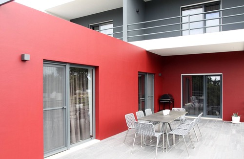 Barrio Villa | Villa de diseño de lujo con piscina privada para alquilar para 8 personas