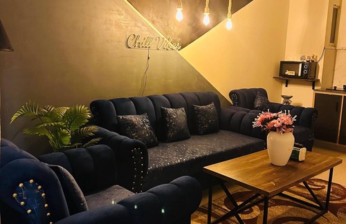 Bahria Town Apartamento | Luxury Designer 1BHK Apartment