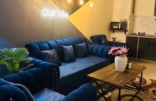 Bahria Town Apartamento | Luxury Designer 1BHK Apartment